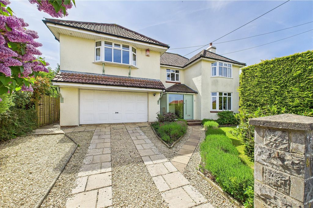 Property photo 1 of 26