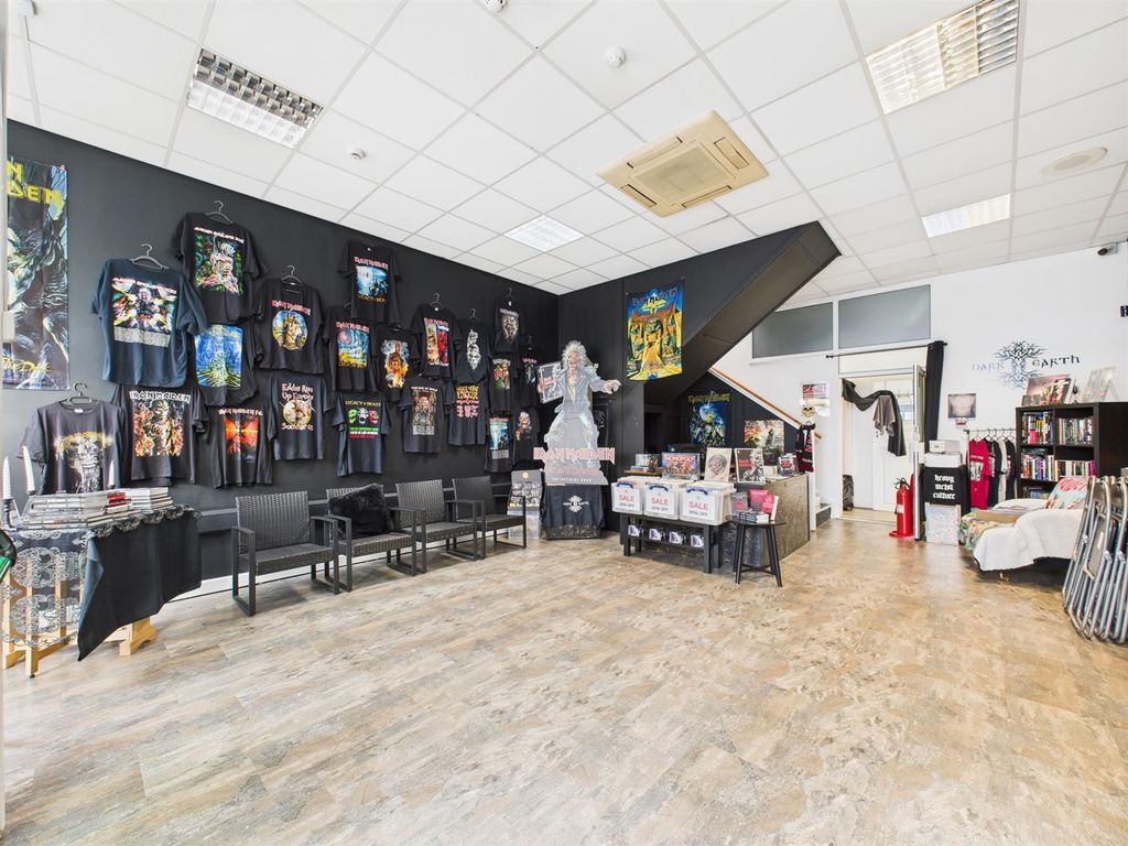 Property photo 1 of 12 Cam03604G0-Pr0203-Still001.Jpg