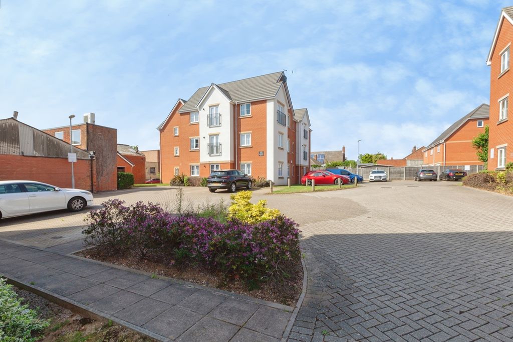 Property photo 1 of 16 Pbox-Img.Jpg