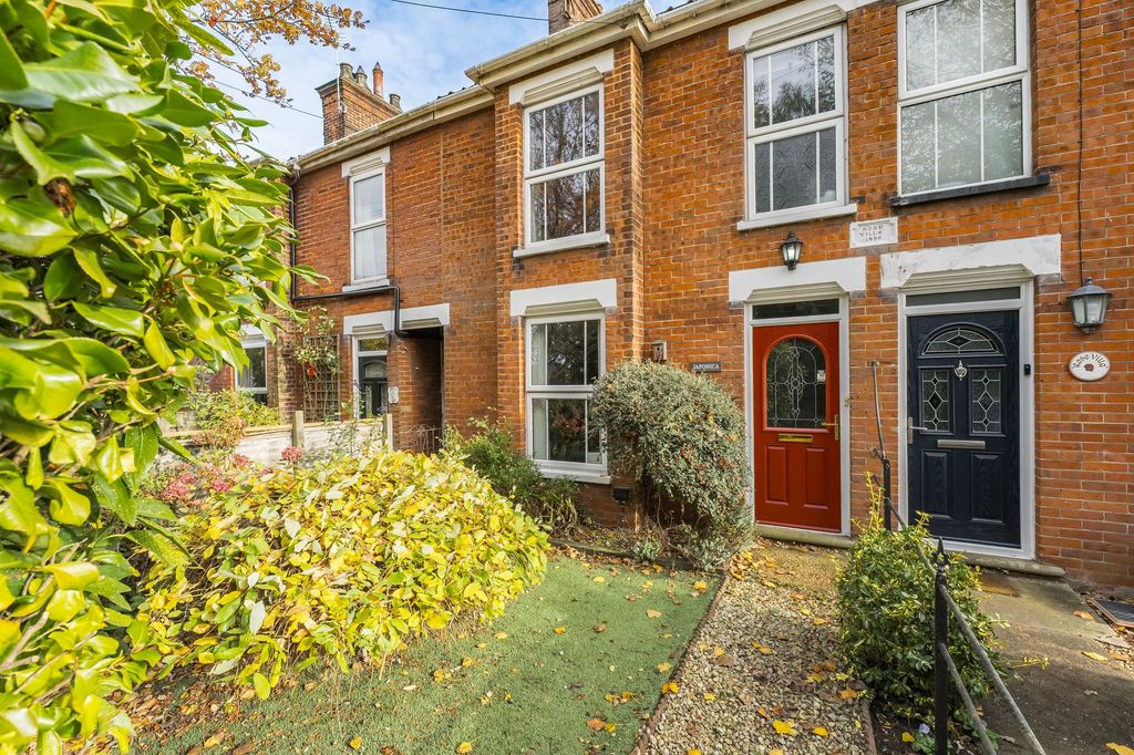 Property photo 1 of 20