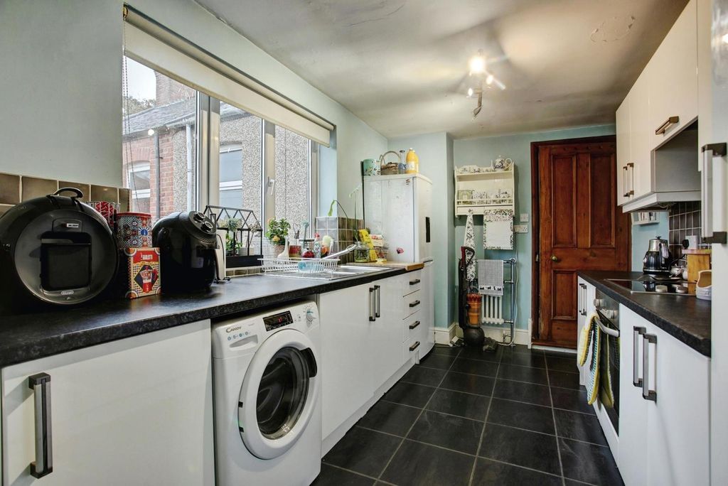 Property photo 3 of 11 Pbox-Img.Jpg