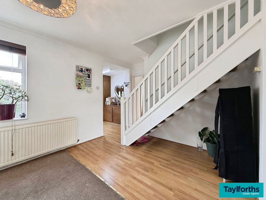 Property photo 3 of 21