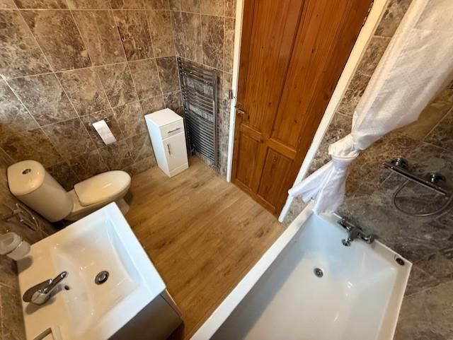 Property photo 3 of 17 16.Jpg