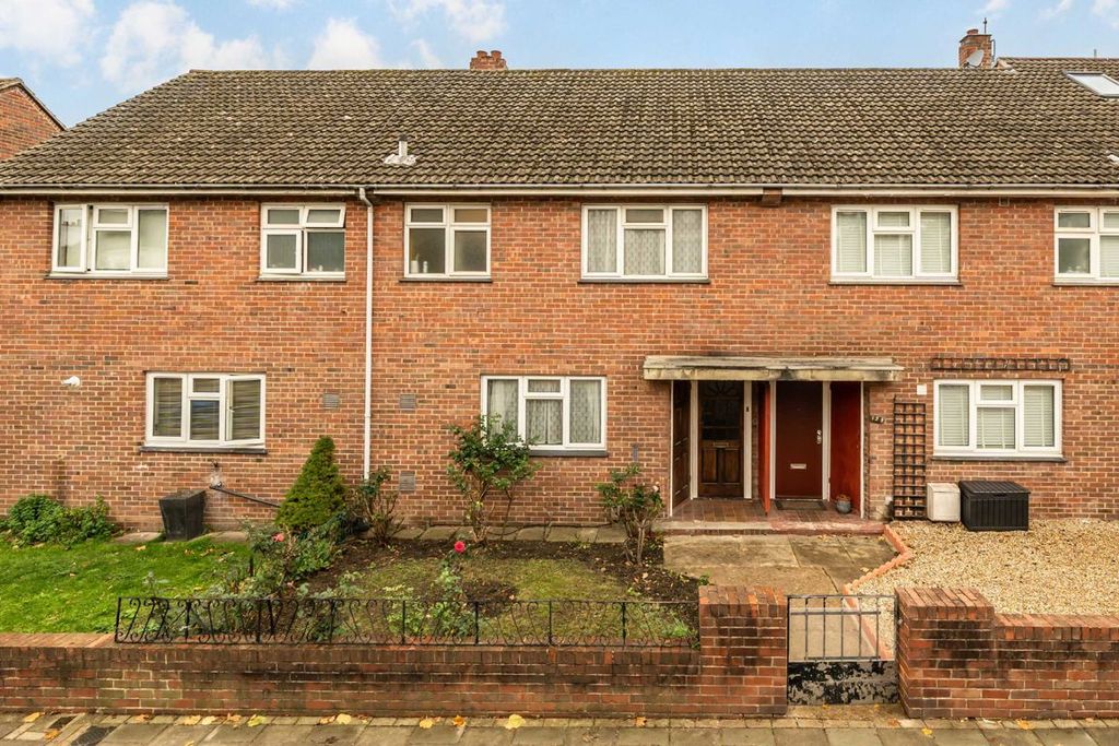 Property photo 1 of 6