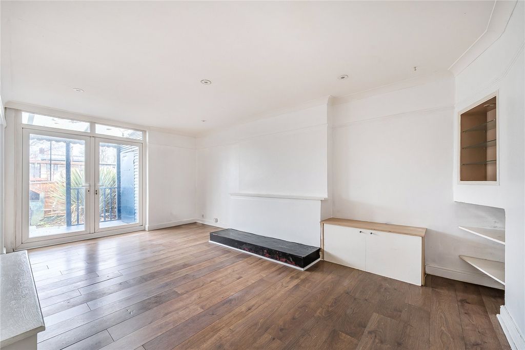 Property photo 2 of 15 Picture No. 07