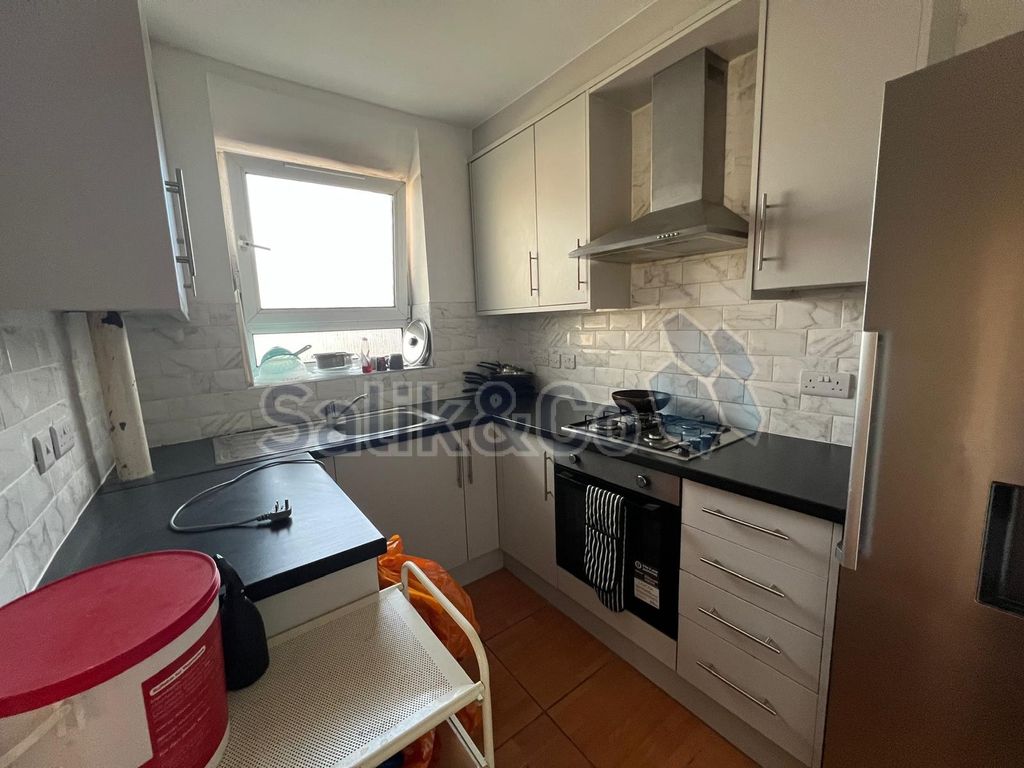 Property photo 3 of 8 Image 3