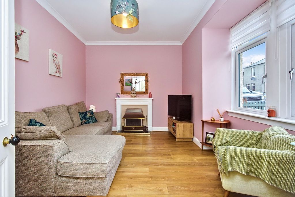 Property photo 3 of 13 Property Image 3