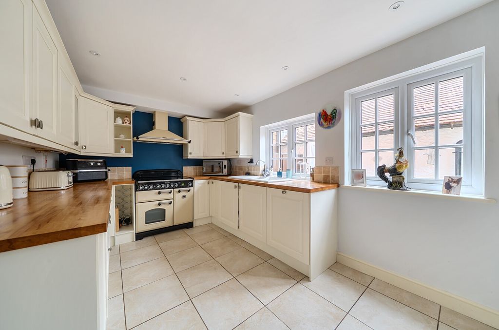 Property photo 3 of 13 1336764-17-689Cdf...