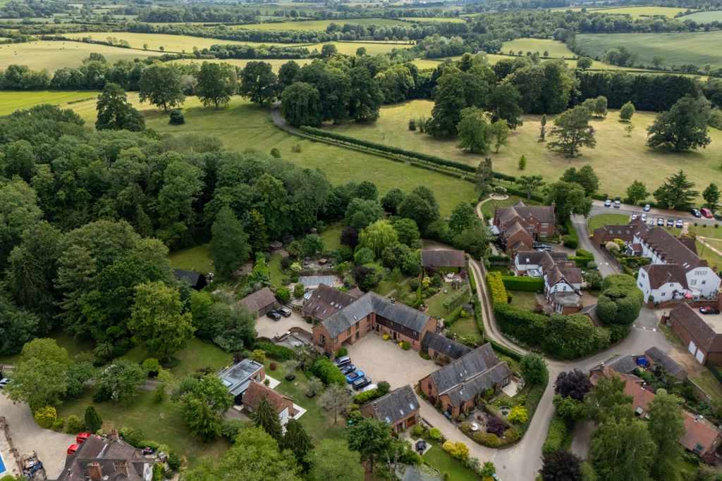 Property photo 2 of 24 Dji_20250616152346_0742_D-Hdr (1)