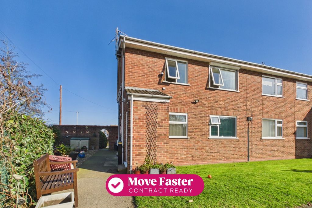 Property photo 1 of 10 4998520