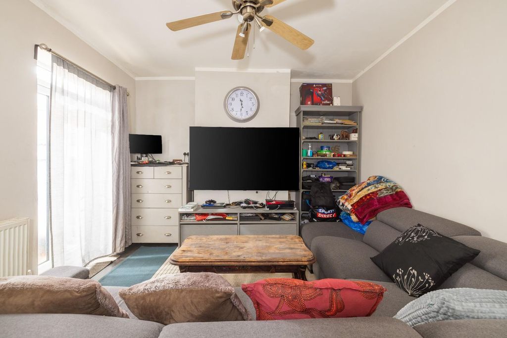 Property photo 1 of 21 Char0003.Jpg