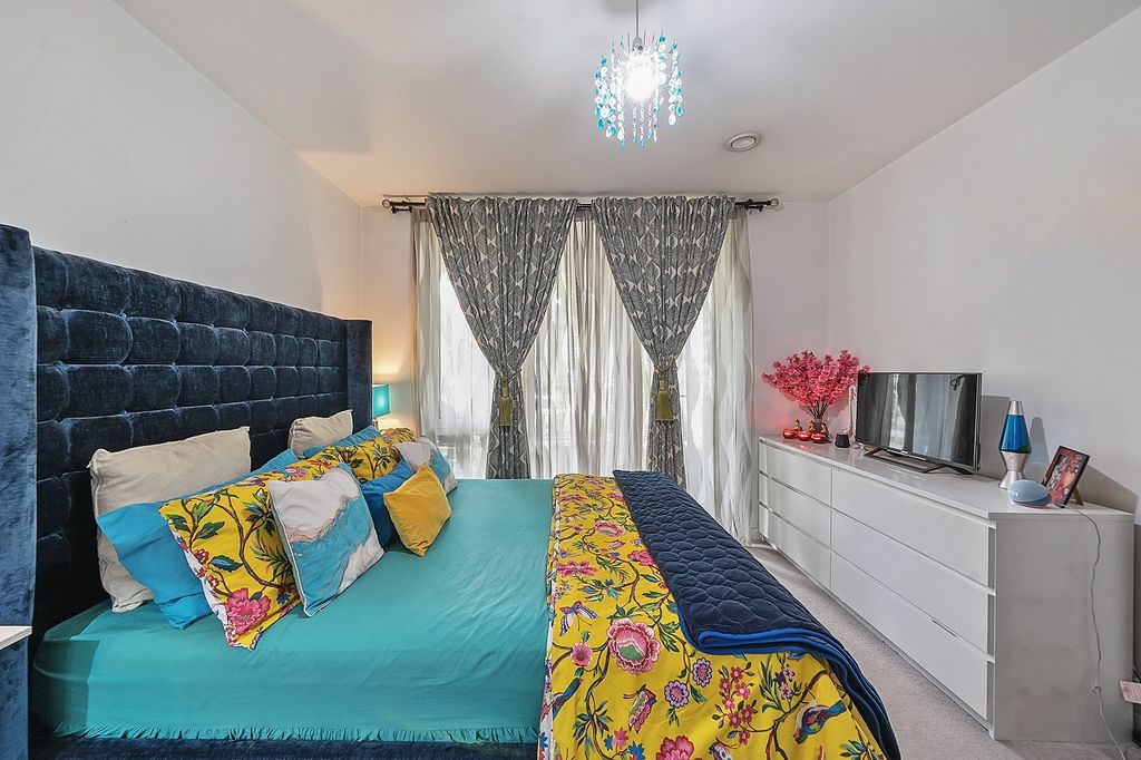 Property photo 3 of 11 Not Specified
