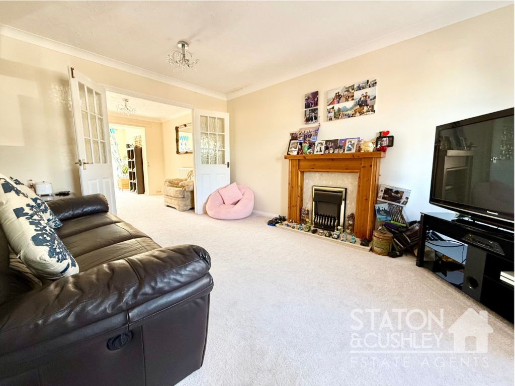 Property photo 3 of 35