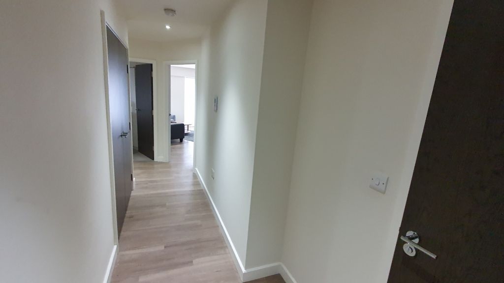 Property photo 2 of 17 Gallery