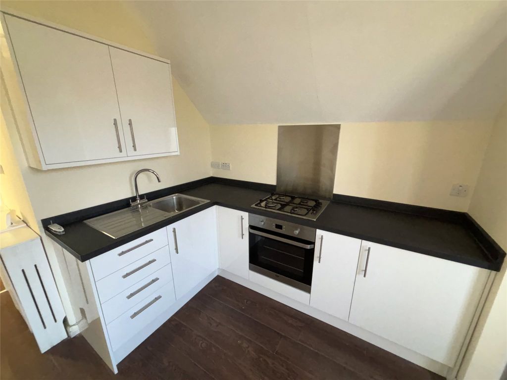 Property photo 2 of 9 Picture No. 10