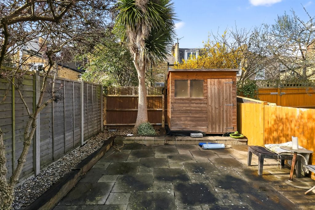 Property photo 2 of 3