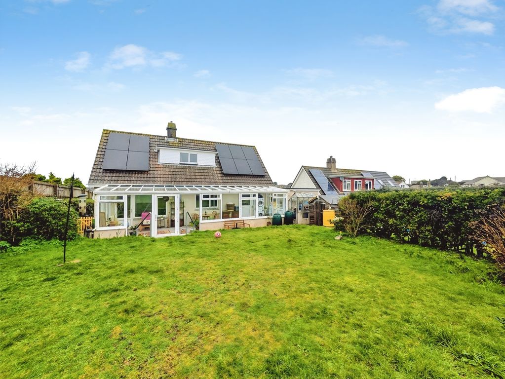 Property photo 3 of 11 3 - Picture 11