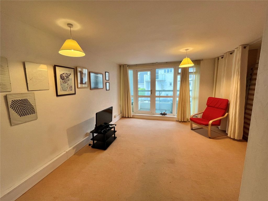 Property photo 3 of 10 Picture No. 09