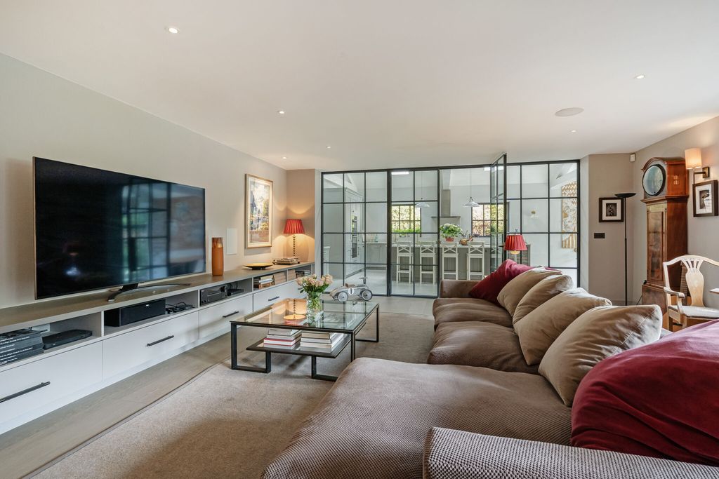 Additional image 6 of 5 bed detached house for saleFurze Platt Road, Maidenhead SL6