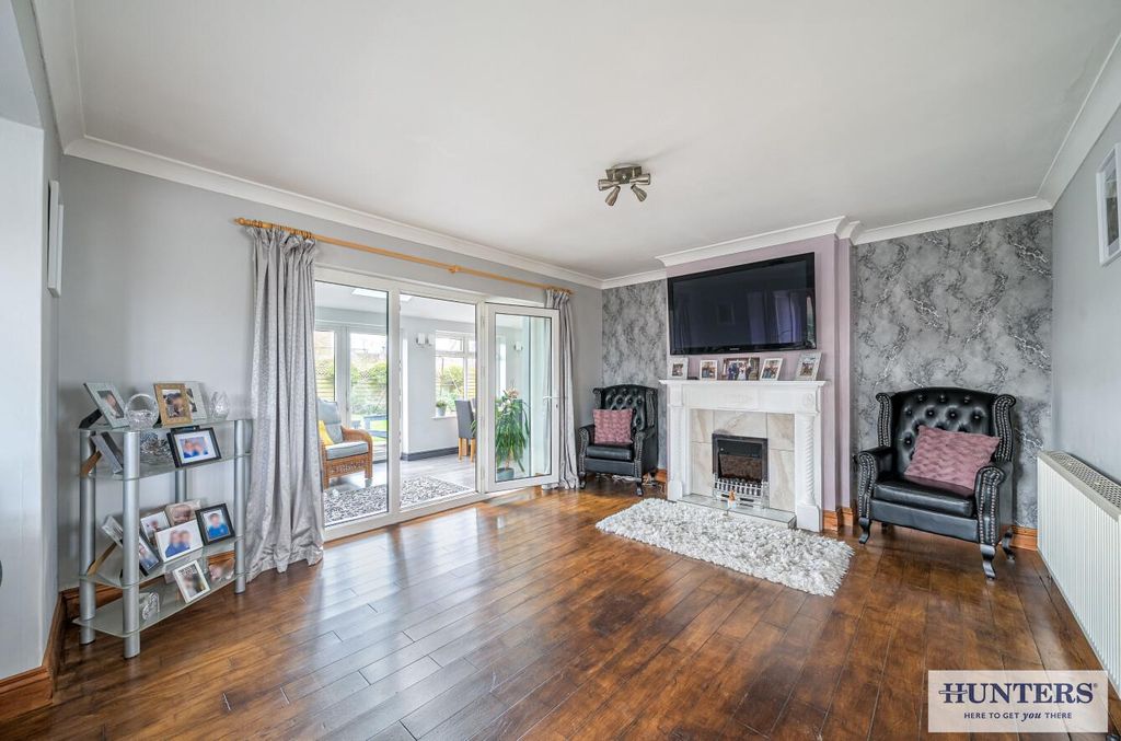 Property photo 3 of 21 4710Ed35-E62c-44A2-A8A4-7F1c6De34459.Jpg