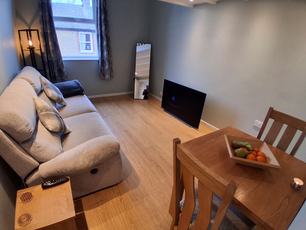 Property photo 2 of 7 Living Room