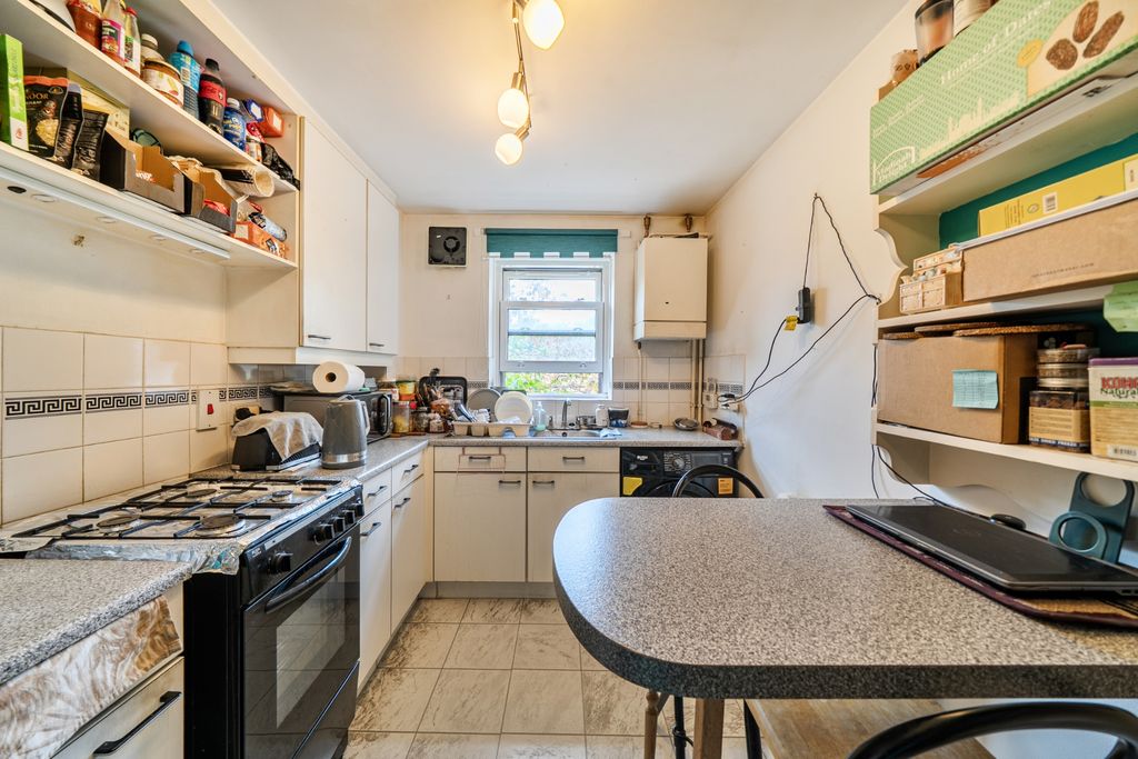 Property photo 3 of 15 Photo 4