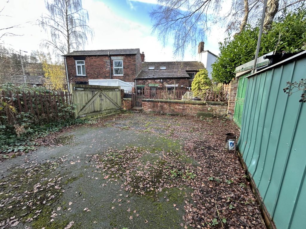 Property photo 2 of 19