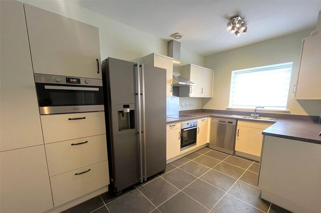 Property photo 2 of 11 Picture No. 01