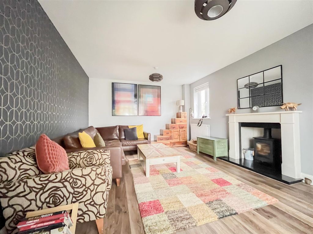 Property photo 3 of 38 9-Img_8399.Jpg