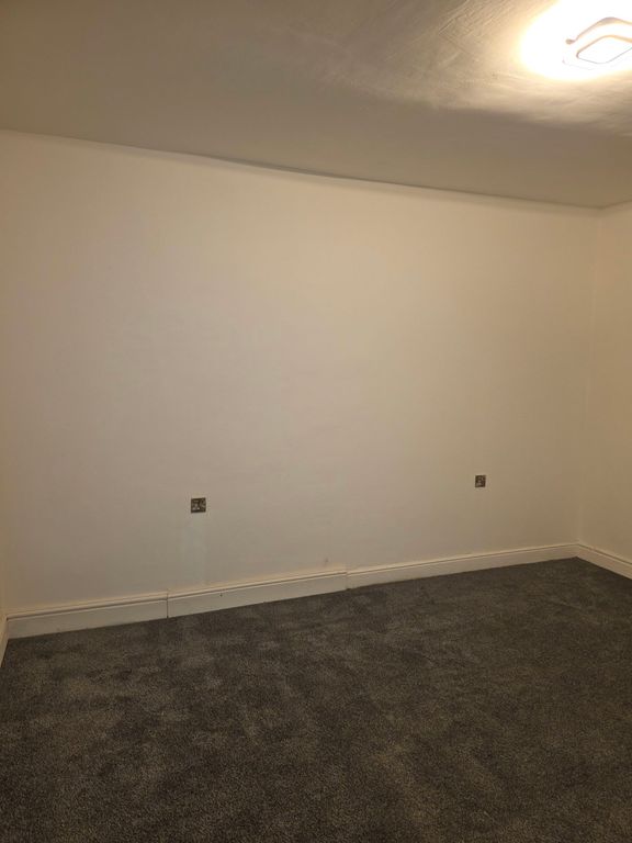 Property photo 3 of 3