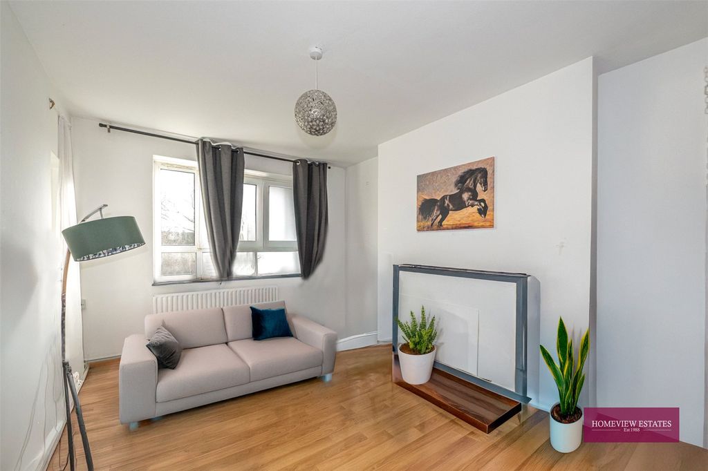 Property photo 1 of 6 Picture No. 11