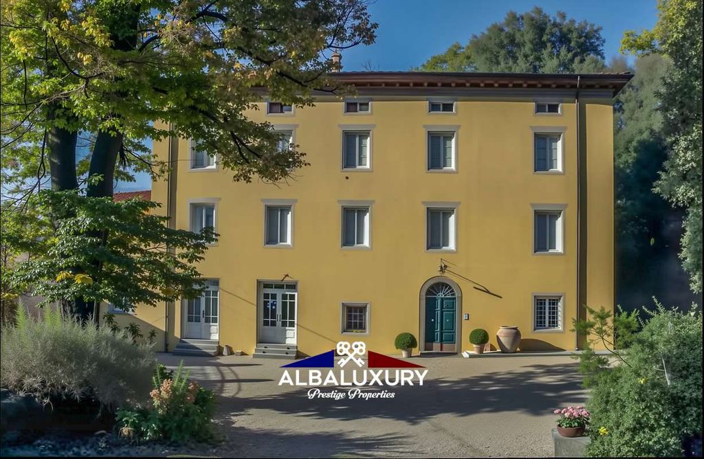 Property photo 2 of 49