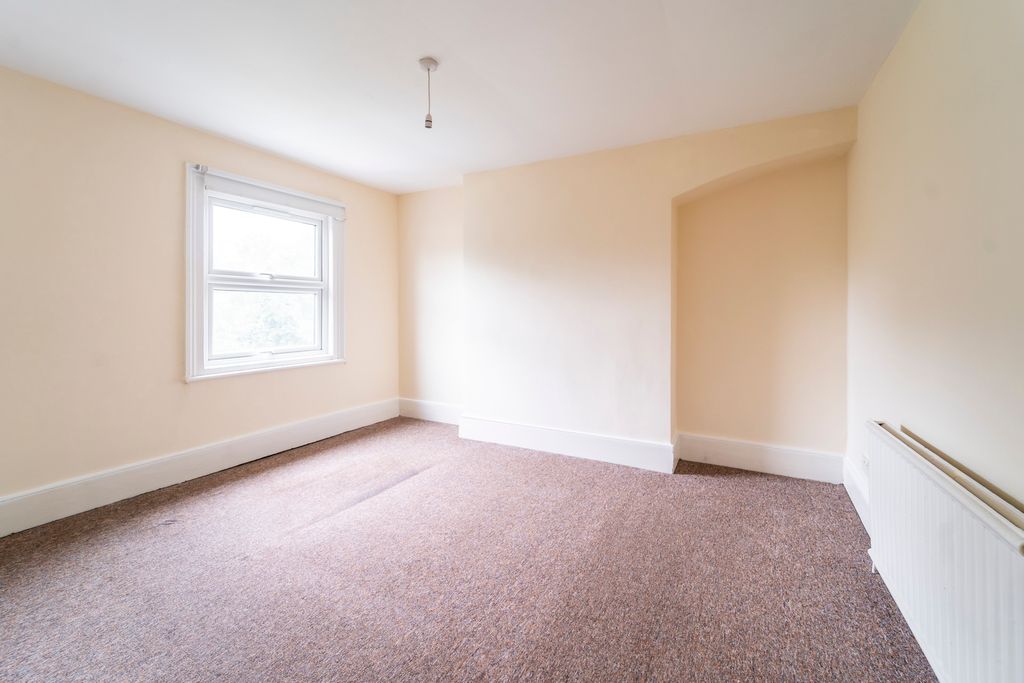 Property photo 2 of 11 Ndb04720