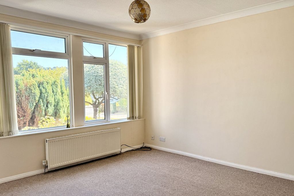 Property photo 2 of 12 Living Room