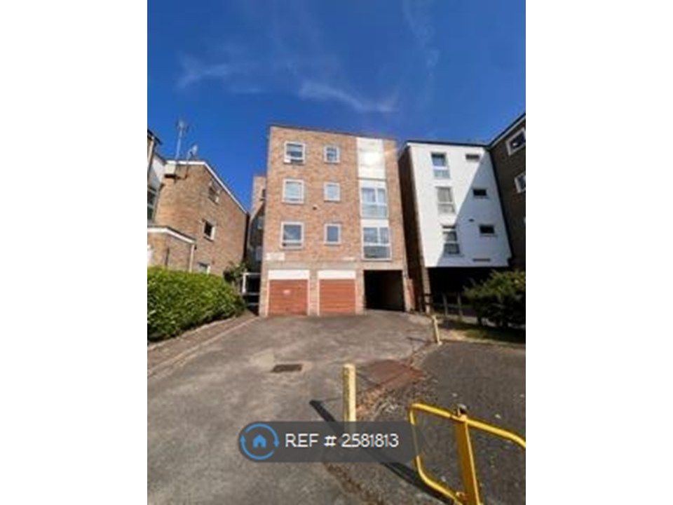 Property photo 1 of 18 Front