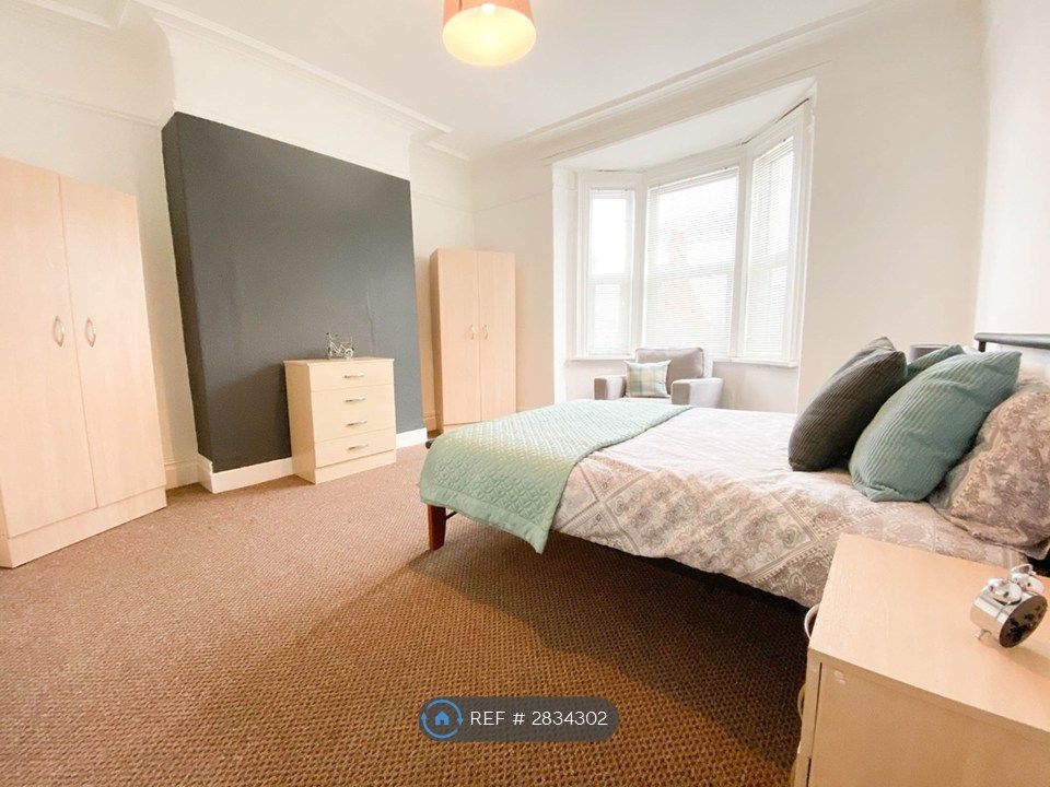 Property photo 3 of 19 Bedroom 1