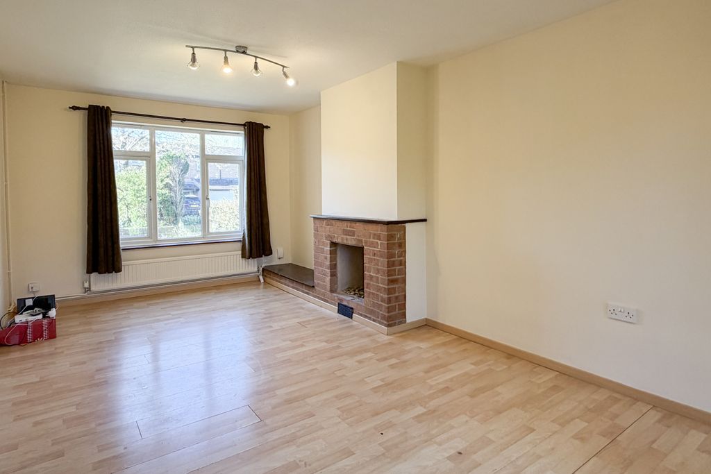 Property photo 3 of 13 3