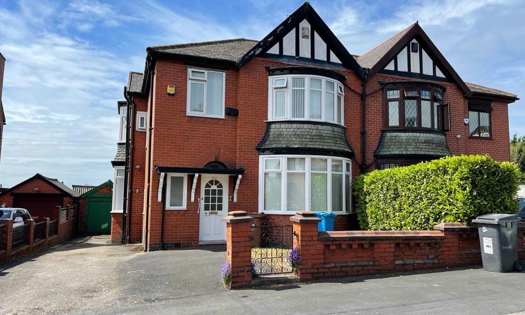 Property photo 1 of 11
