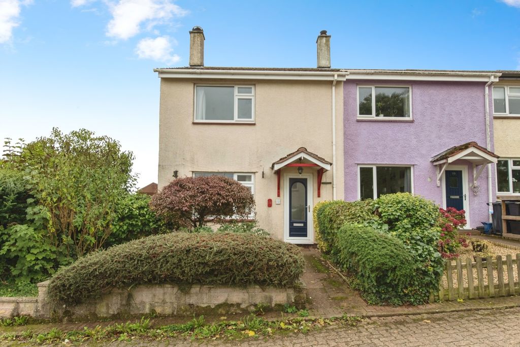 Property photo 2 of 17 Photo