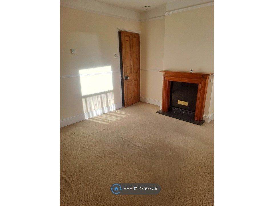 Property photo 3 of 10 Back Reception