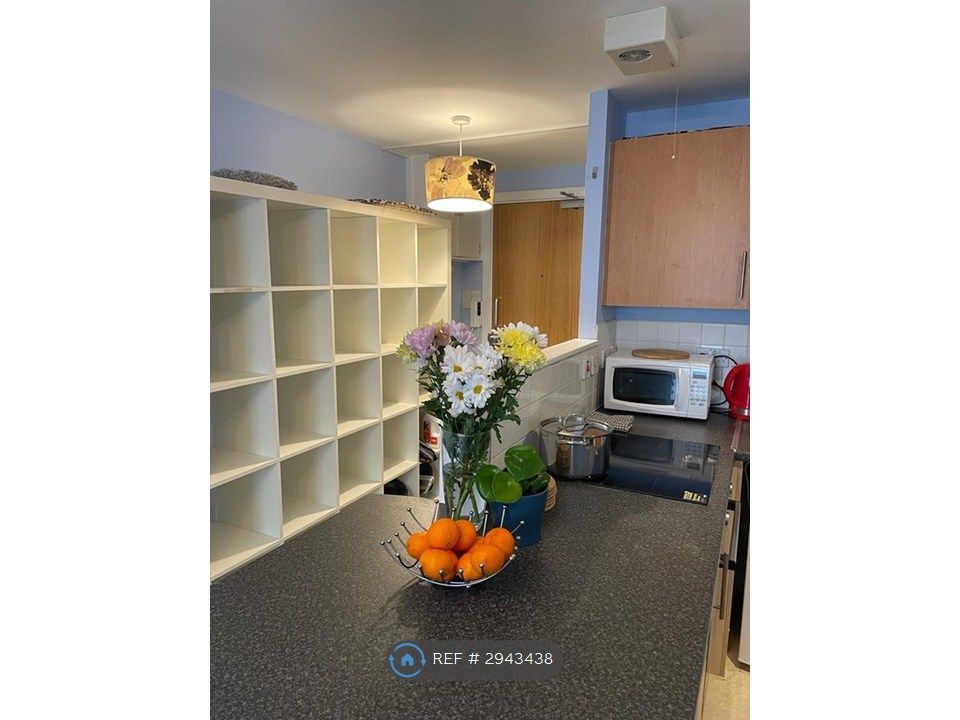 Property photo 1 of 15 Entrance Hall