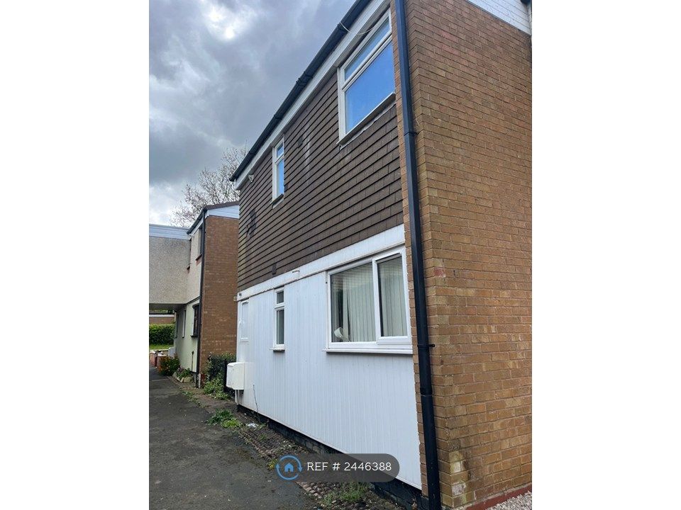 Property photo 2 of 3