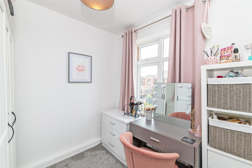 Additional image 8 of 3 bed semi-detached house to rentDerwent Road, Warrington WA4