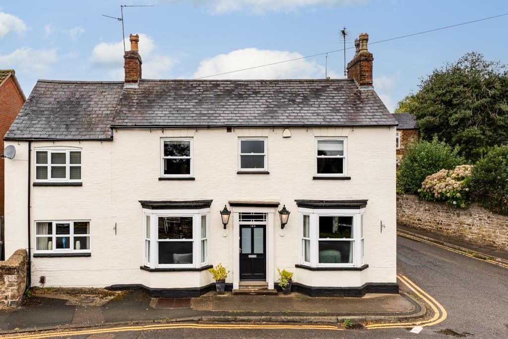 Property photo 1 of 53 126 High Street, Broughton-44.Jpg