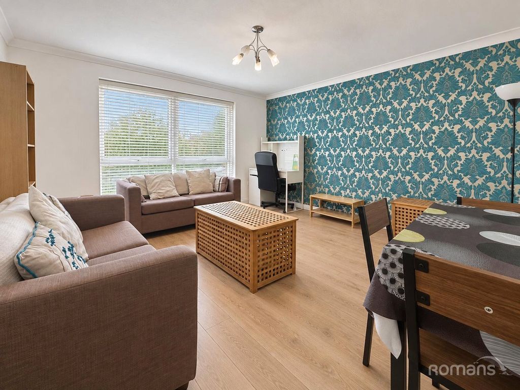 Property photo 2 of 10 Picture No. 01