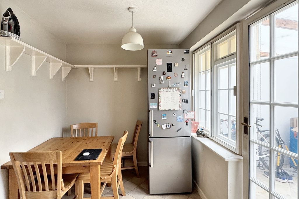 Property photo 3 of 13 Img_1806