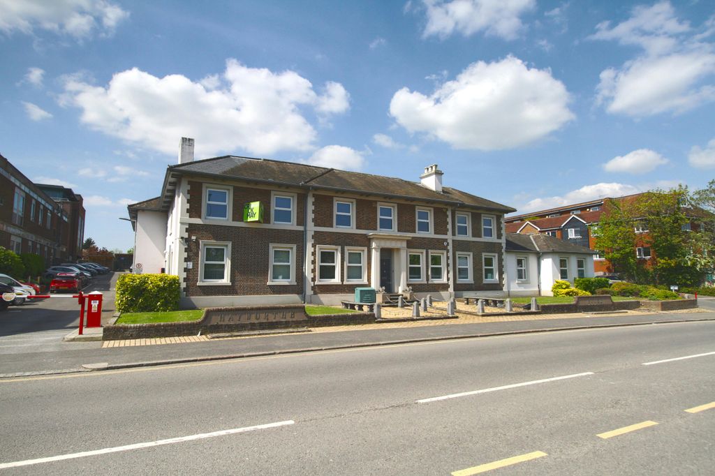 Property photo 1 of 8 Front 2.Jpg