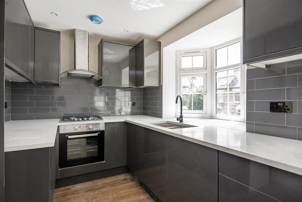 Property photo 2 of 15 Helliwell & Co.