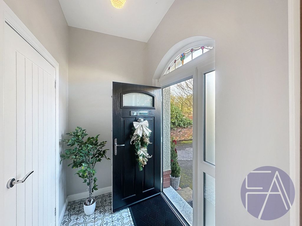 Property photo 3 of 44 4694105