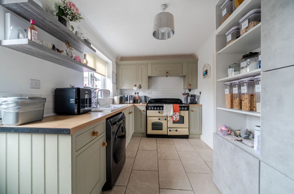 Property photo 3 of 20 1451906-4-6A0Edf4F7F092